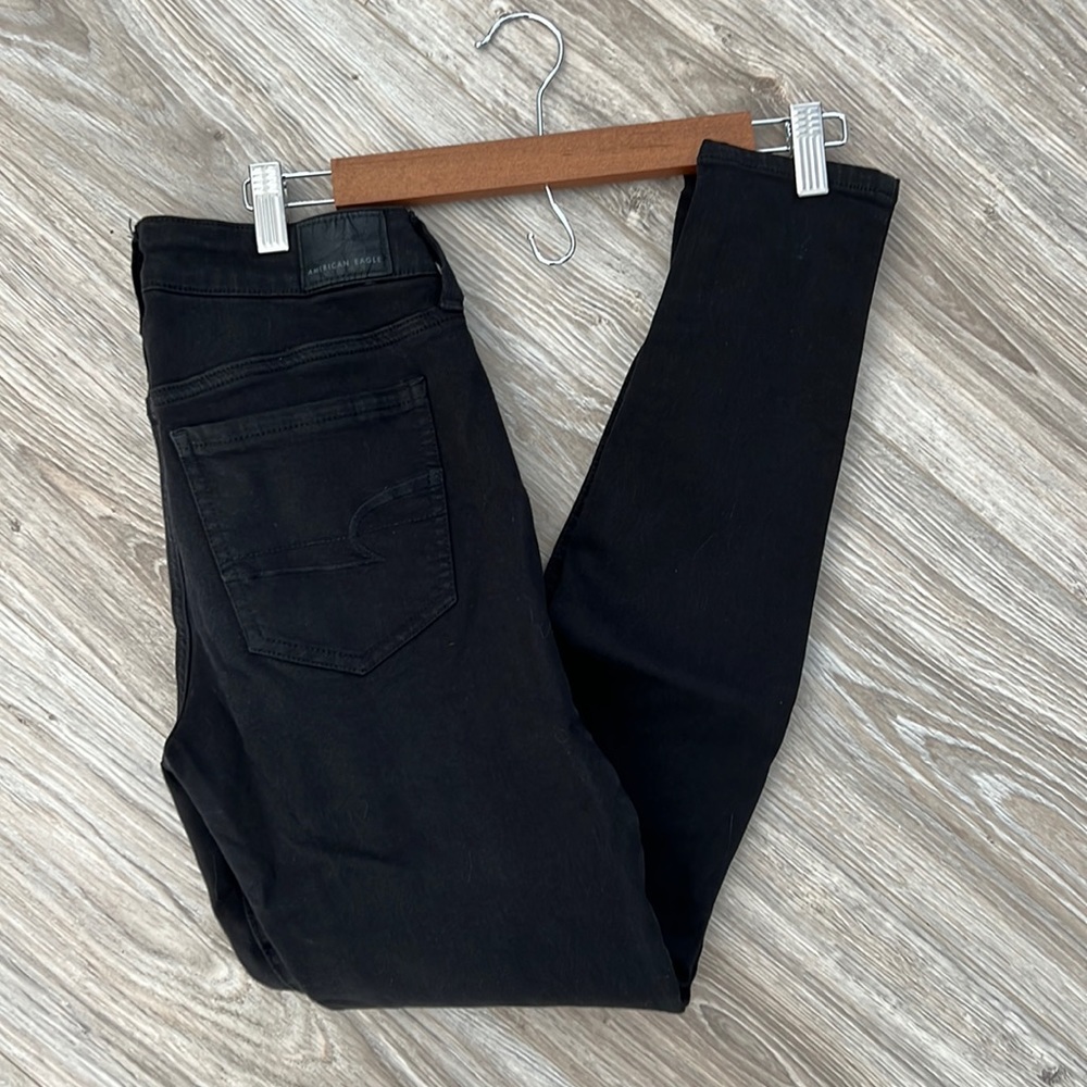 American Eagle black jeggings